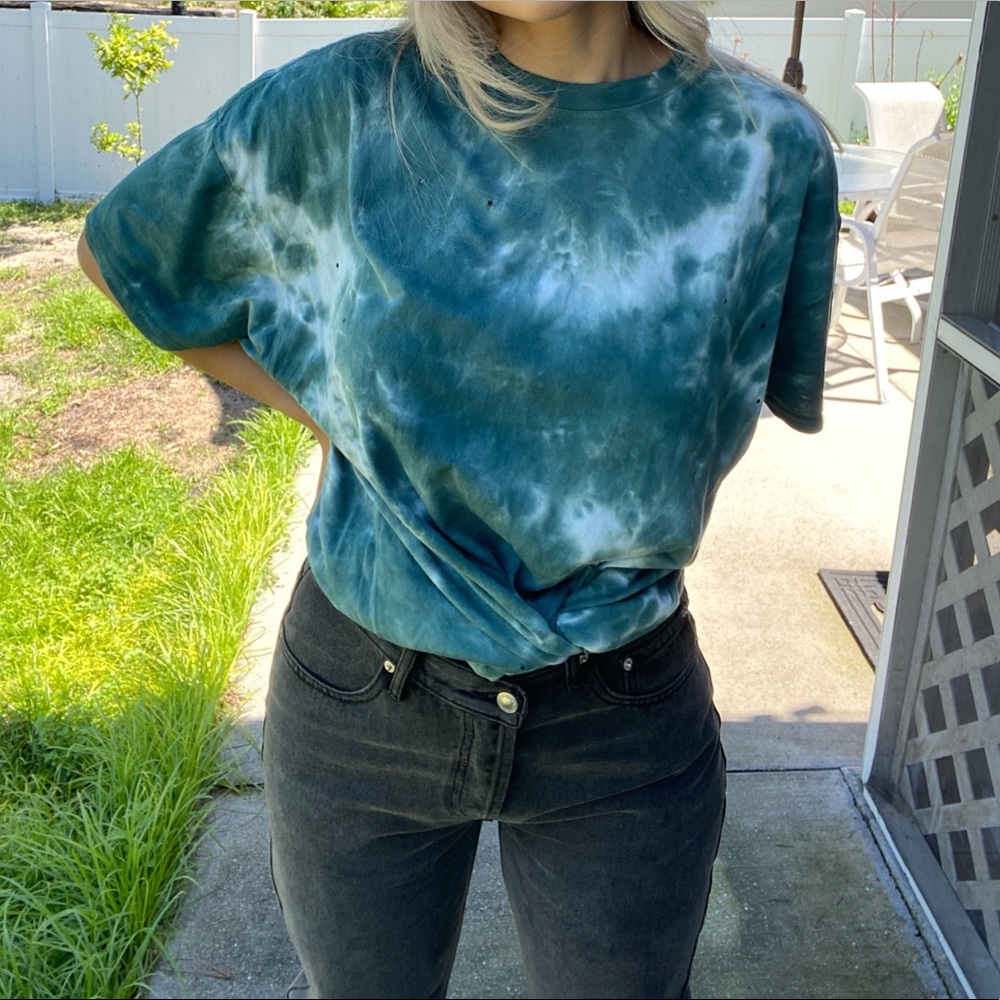OVERSIZED TEE IN GREEN